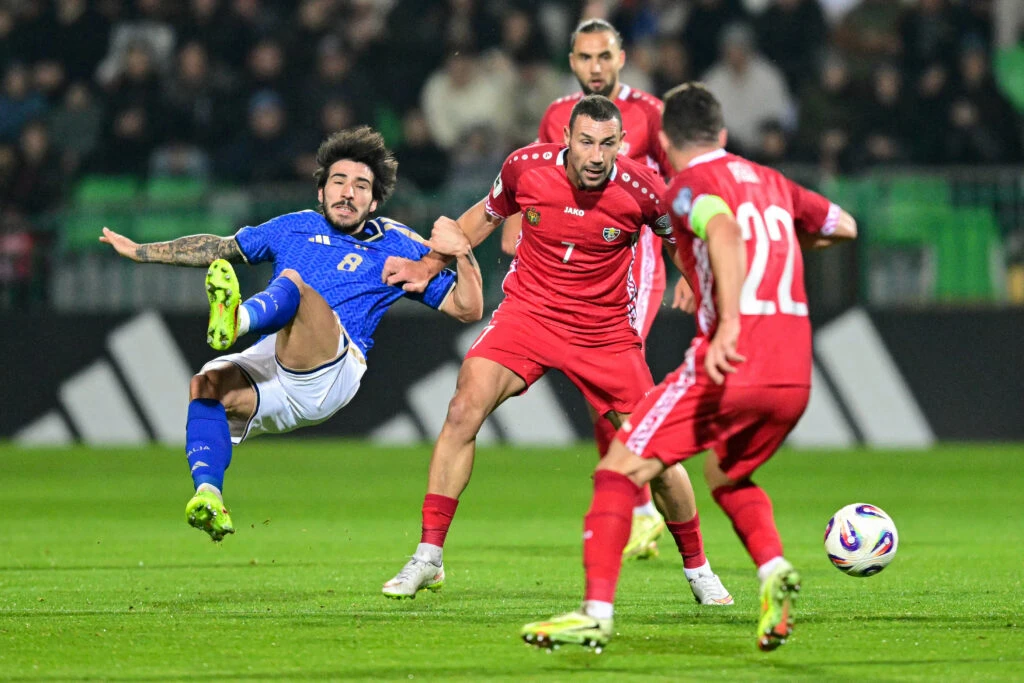 Sandro Tonali setback reported as Fabrizio Romano updates Newcastle staff on issue